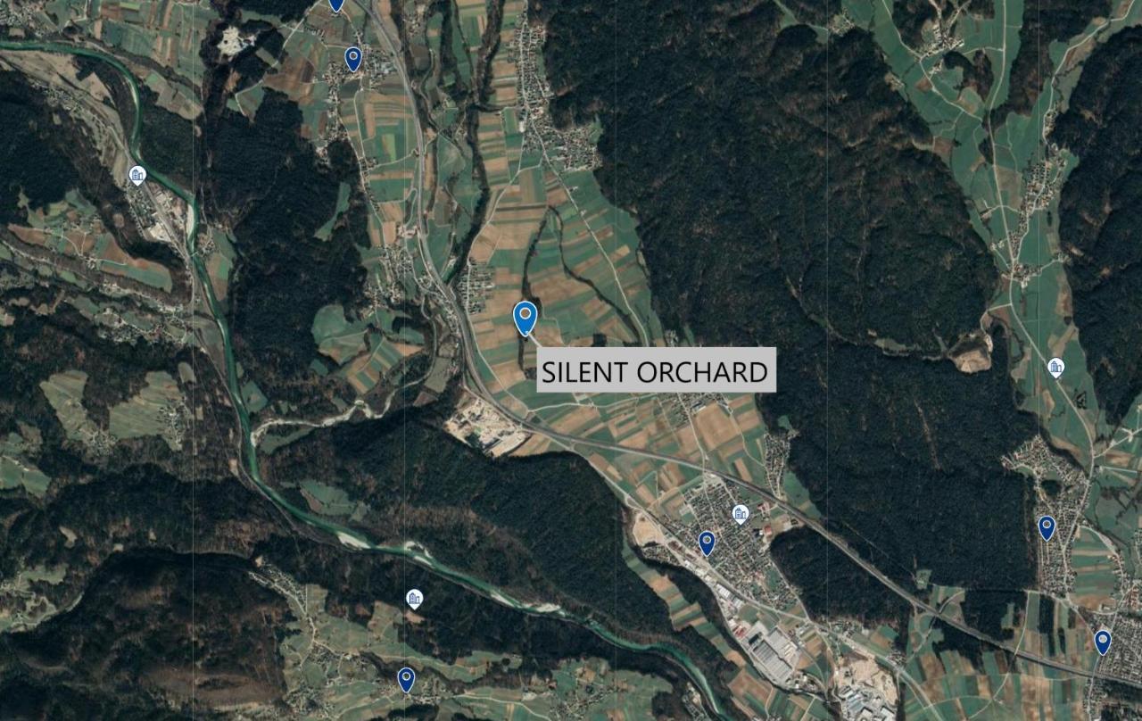 Silent Orchard Vila Naklo Exterior foto