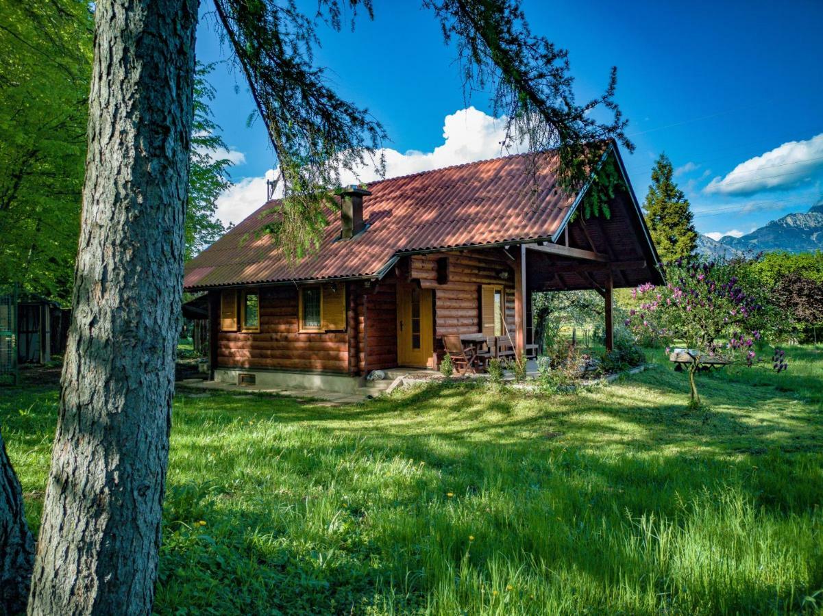 Silent Orchard Vila Naklo Exterior foto